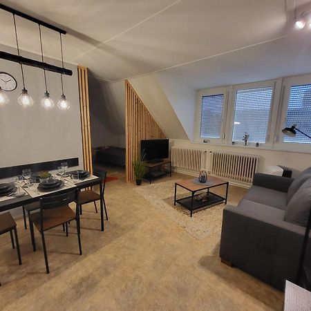 Bohemi Apartman Mosonmagyarovar Exterior photo